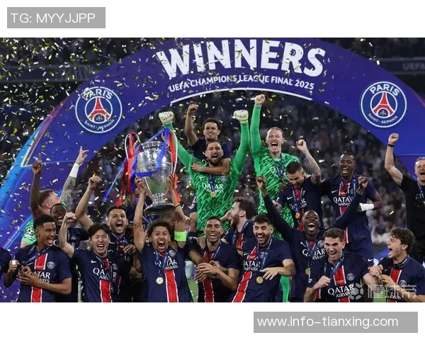 小曼奇尼坚定支持加斯佩里尼罗马有望获得欧冠资格与意杯冠军